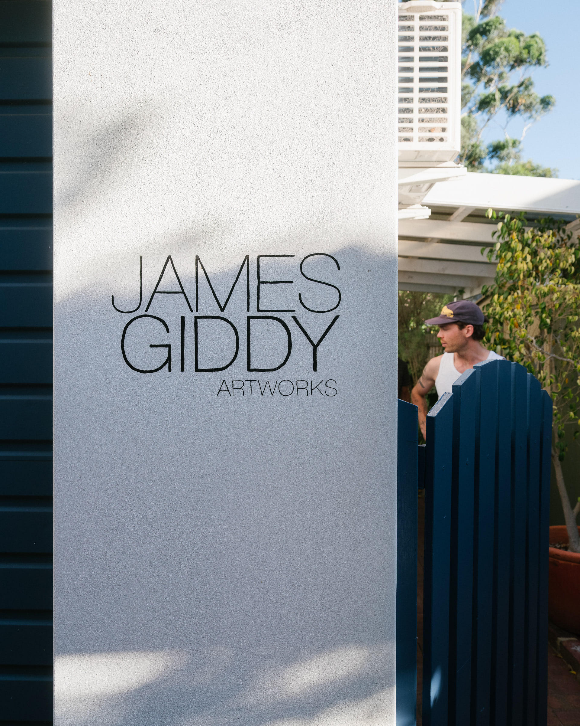 James Giddy Artist